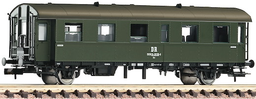 Personenwagen 2. Kl. Bauart Baai, DR