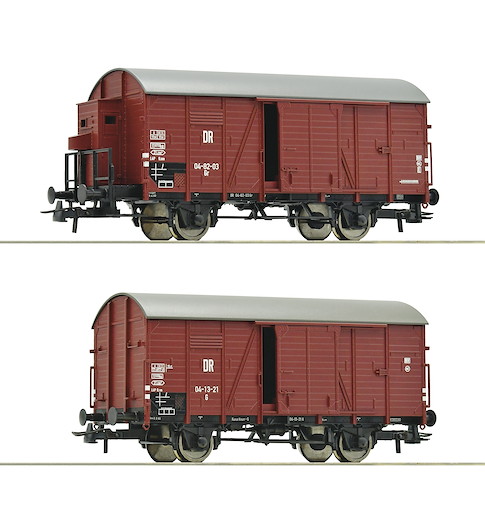 2-tlg. Set: Gedeckte Güterwagen, DR