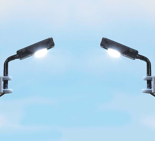 2 Industrie-Leuchten
