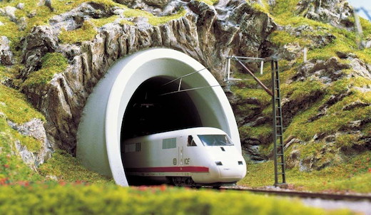 ICE-Tunnelportal