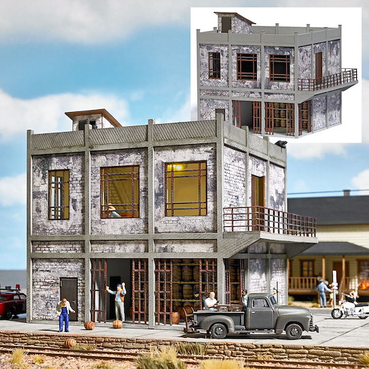 US Lagerhaus (Warehouse)