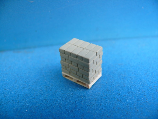 Palette mit Betonvollsteinen 14x9x15 mm