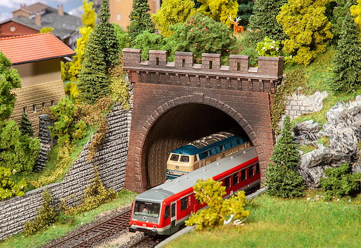 2 Tunnelportale, 2-gleisig