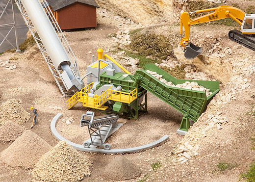 Backenbrecher mit Förderband