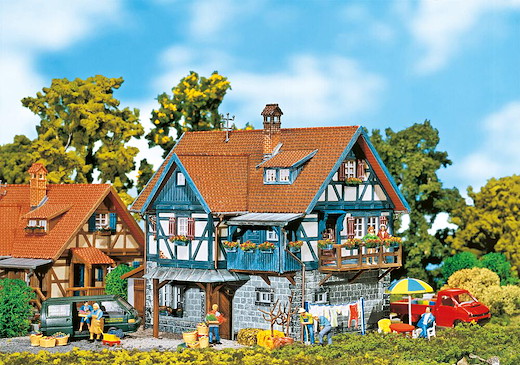 Ländliches Fachwerkhaus
