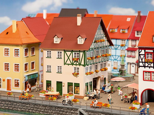 Stadthaus mit Passage
