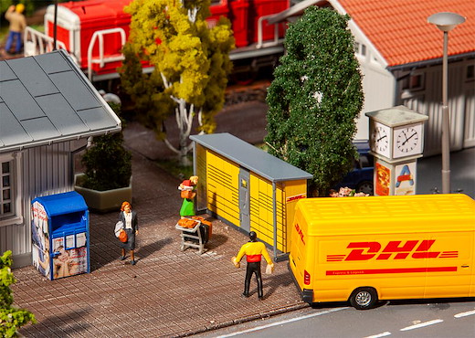 2 Packstationen DHL