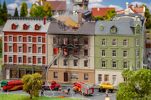 Brennendes Wohnhaus
