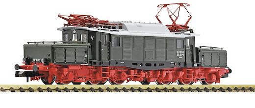 Elektrolokomotive 254 017-7, DR