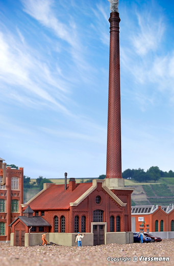 N Kesselhaus mit Kamin