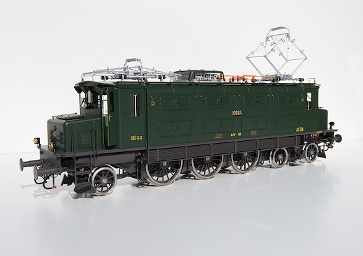 SBB Ae 3/6 Elektrolokomotive 10664 Meilen tannengrün Historic