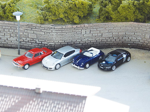 Automodelle aus Metall (4 Stk.)