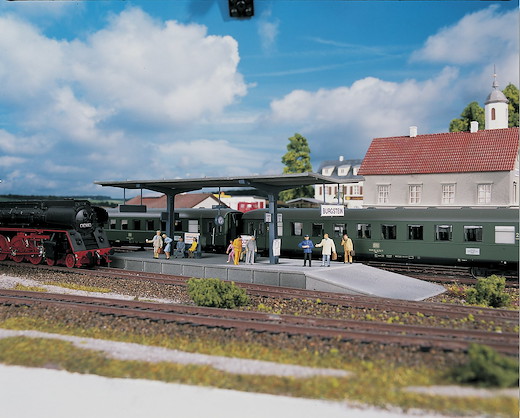 Bahnsteig "Burgstein"