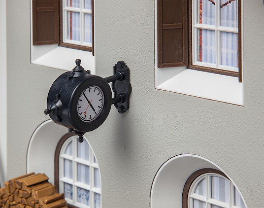 Wanduhr