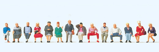 Sitzende Reisende, 14 Figuren