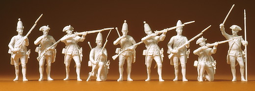 Preussen 1756 im Feuergefecht, 9 unbemalte Figuren