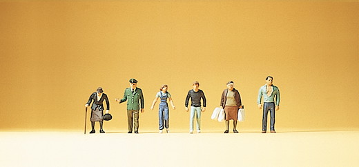 Passanten. Polizist
