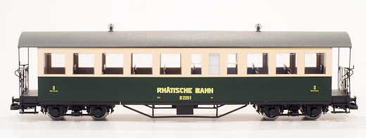 RhB Personenwagen B 2250 grün/beige