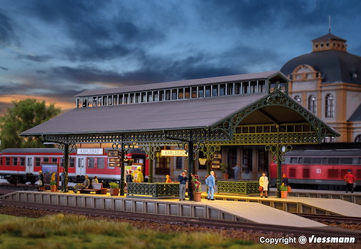 H0 Bahnsteighalle mit LED-Bel