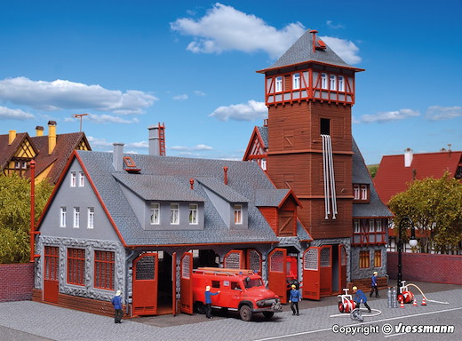 H0 Feuerwehrstützpunkt, fünfs