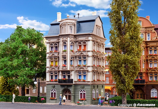 H0 Haus am Park, Schlossallee