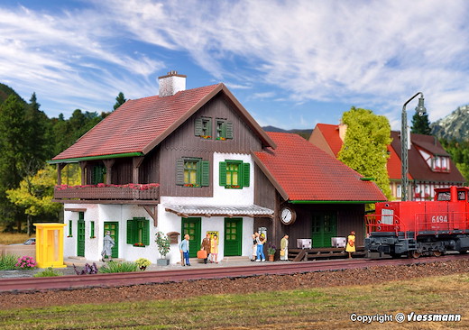 N Bahnhof Reith