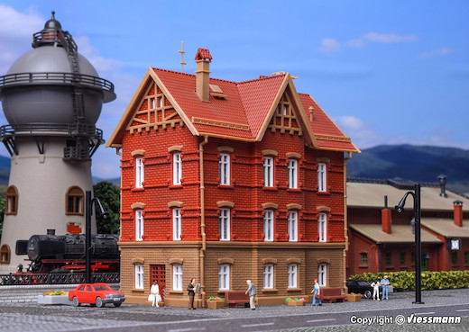 N Eisenbahner-Wohnhaus, Retro