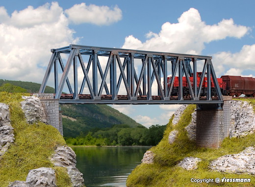 N Stahlkastenbrücke, gerade