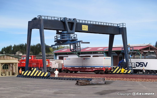 N Containerkran