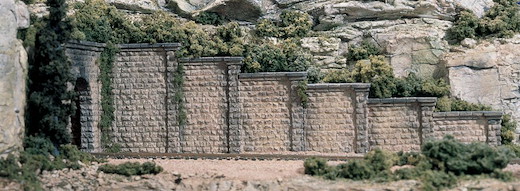Stützmauer geschnittener Stein - für N Spur