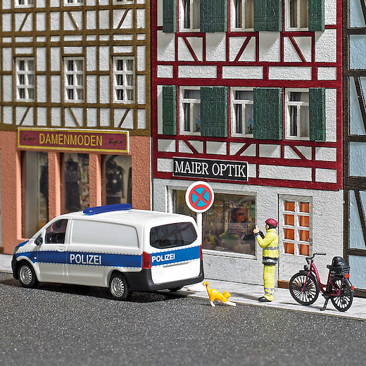 Action Set: Anzeigenhauptmeister