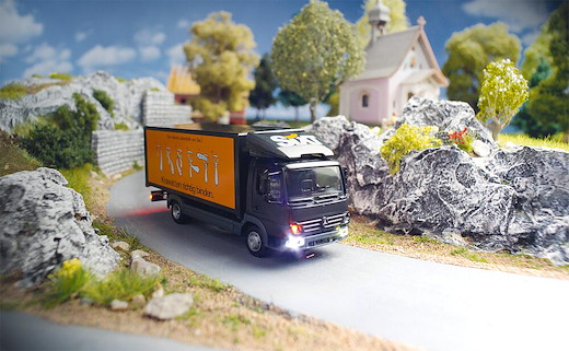 Car System Digital LKW MB Atego Sixt (HERPA)