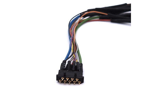 Stecker mit Pins