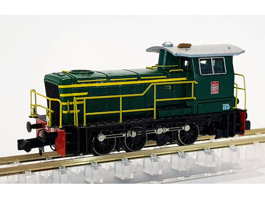 N 1:160 - D245 serie 2000 con Bielle, Lackierung Grün con fasce gialle, senza battipiede - ep. IV nuovo numero dig
