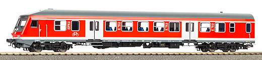 Halberstädter Mitteleinstiegssteuerwagen DB AG V